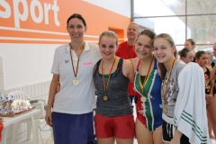 db_Nikolaus_Schwimmfest_SCO_04_Bronze_Staffel_Antje_Henning_Tale_Licher_Marie_endebrock_Kira_Jansing1